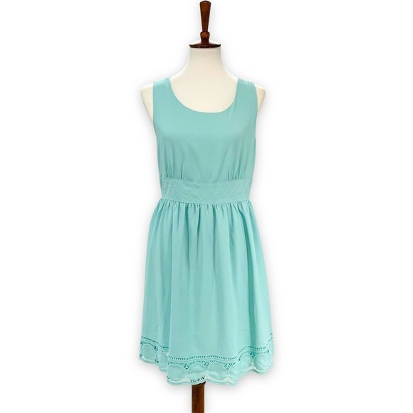 🍀Modcloth Esley Women's Aqua Blue Scoop Neck Strappy Back A Line Dress Sz Medium - Picture 2 of 8